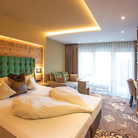 Hotel Bergruh Oberstdorf Bagian luar foto