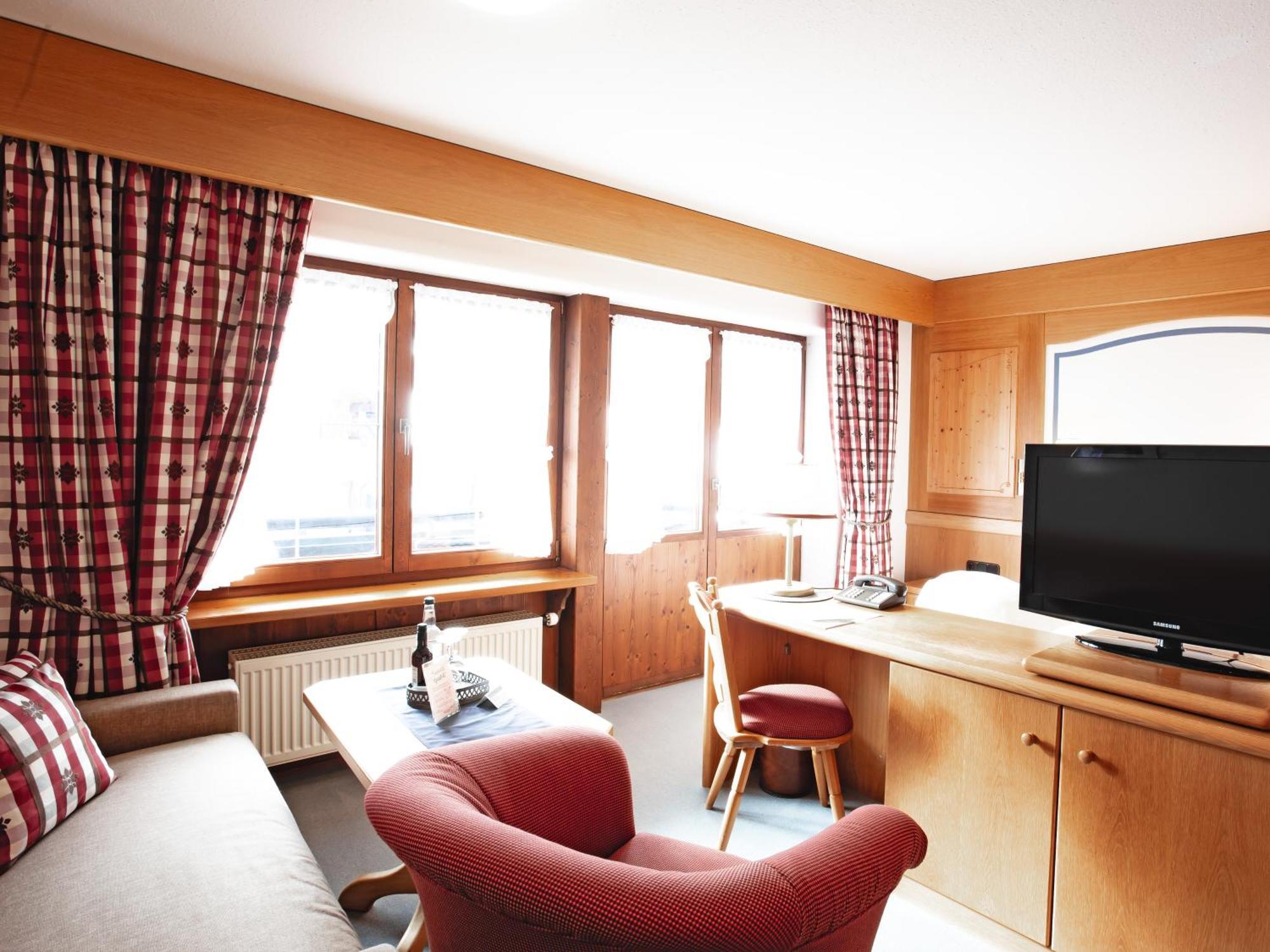 Hotel Bergruh Oberstdorf Bagian luar foto