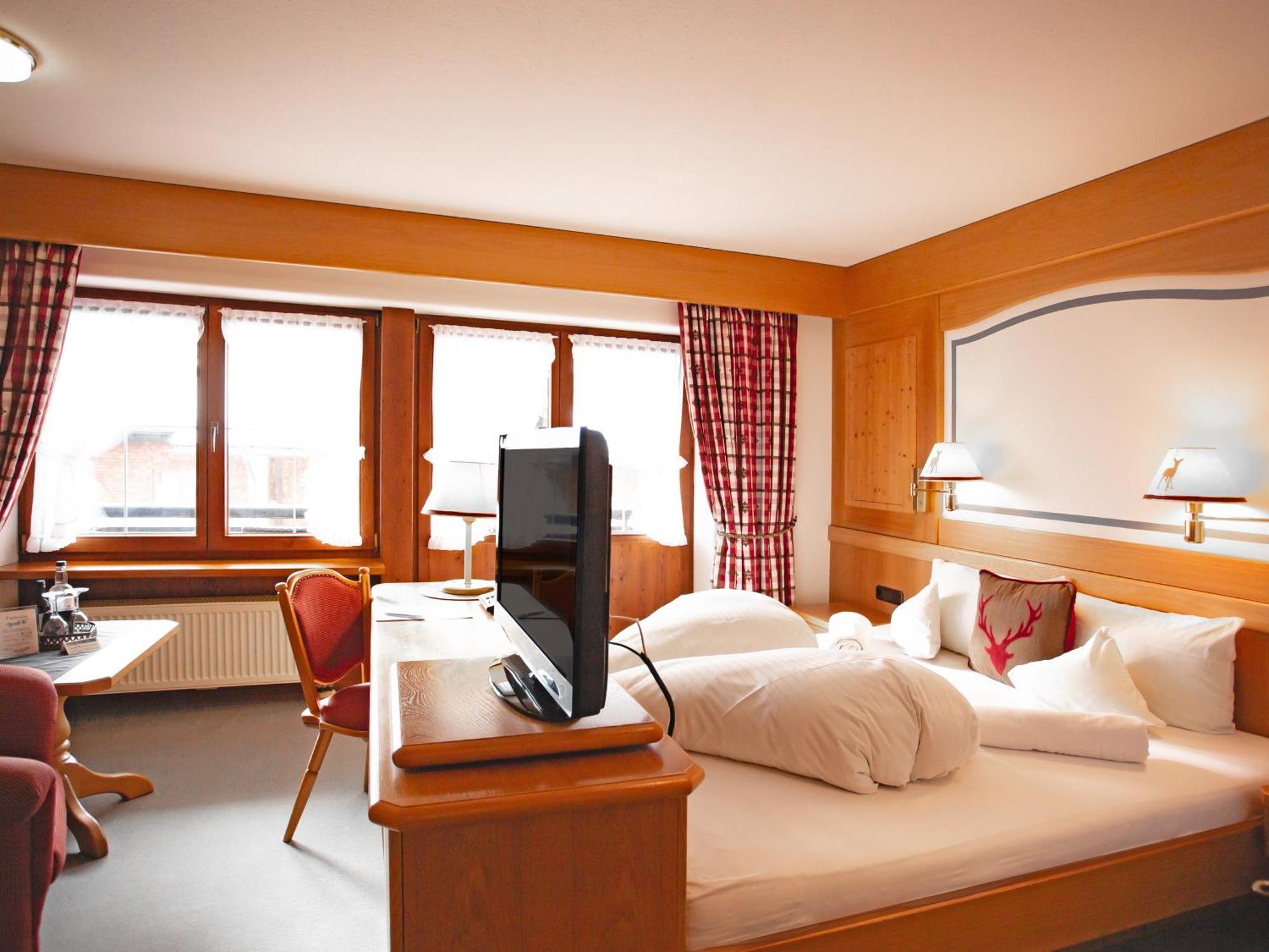 Hotel Bergruh Oberstdorf Bagian luar foto