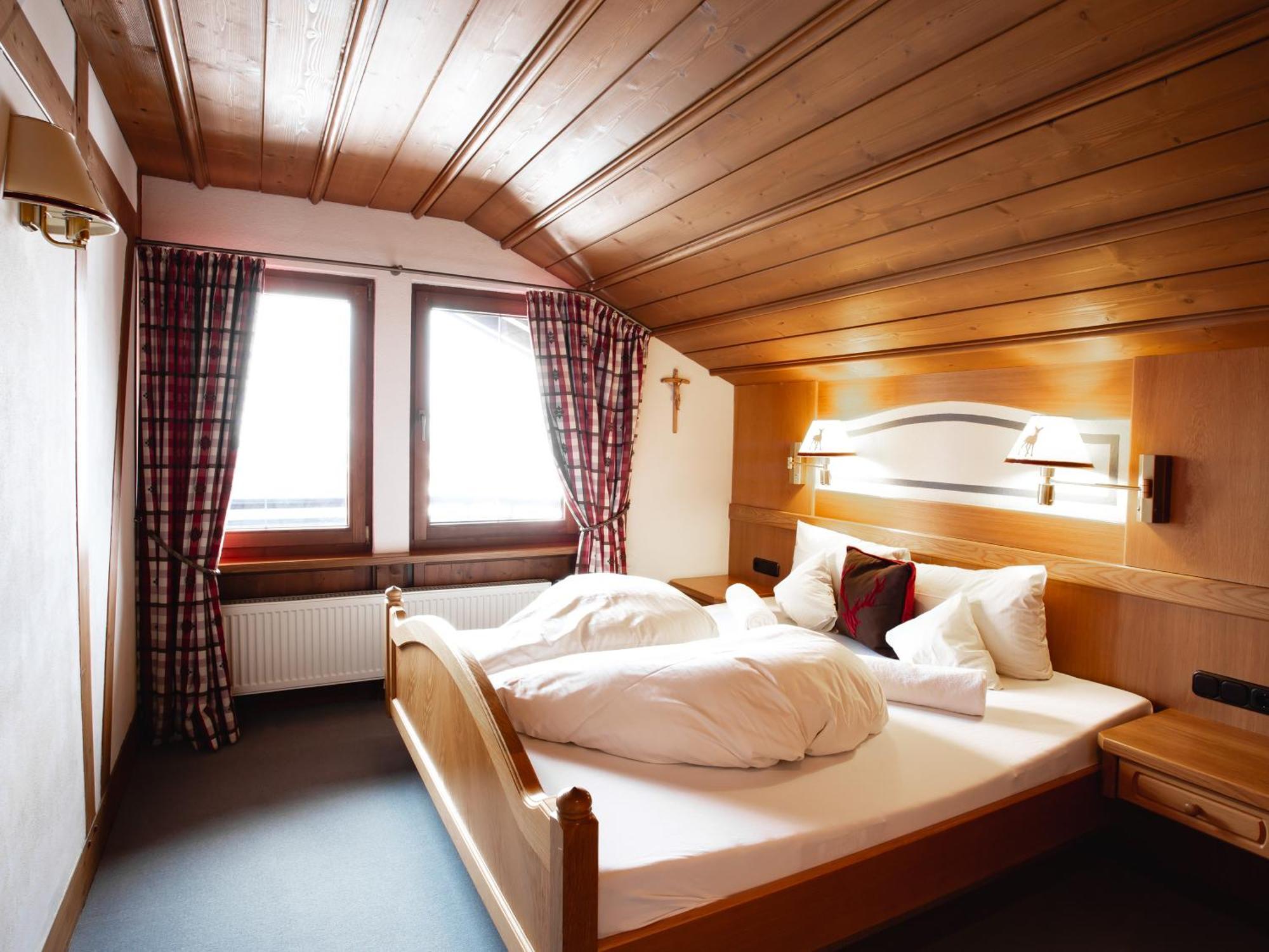 Hotel Bergruh Oberstdorf Bagian luar foto