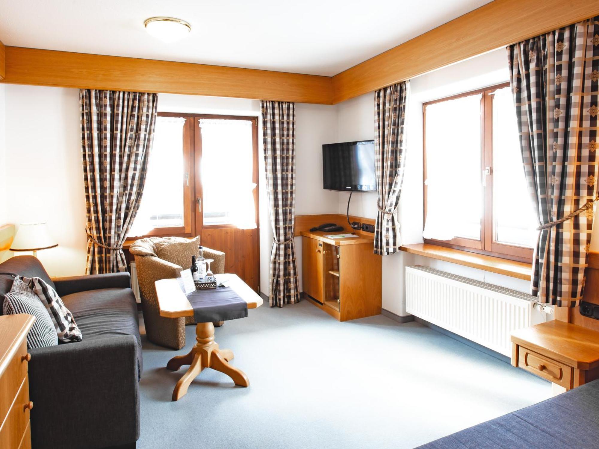 Hotel Bergruh Oberstdorf Bagian luar foto
